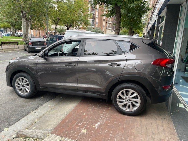 HYUNDAI TUCSON 1.7 CRDI