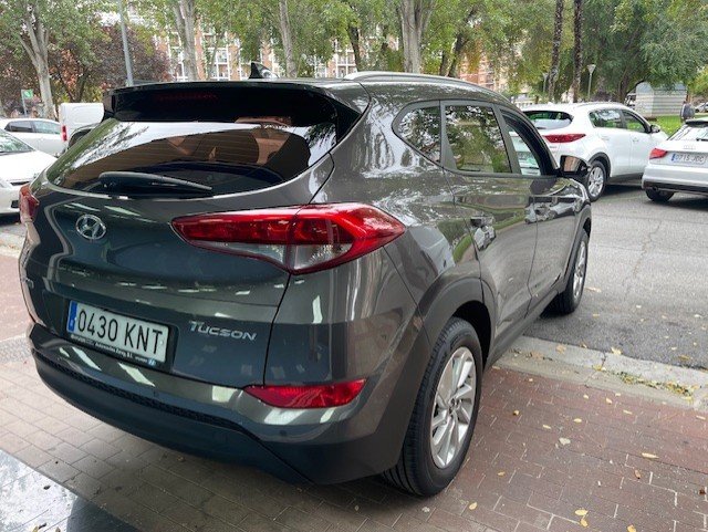 HYUNDAI TUCSON 1.7 CRDI