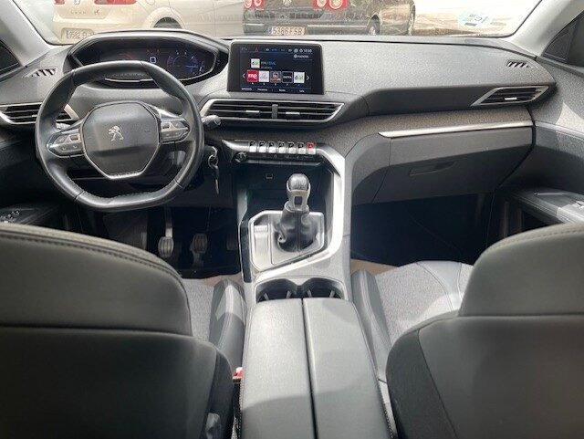 PEUGEOT 3008 ALLURE 1.5 HDI