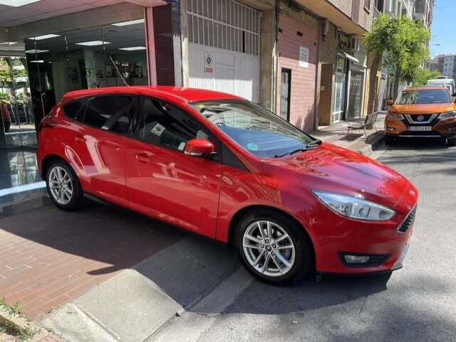 FORD FOCUS 1. 0 ECOSPORT TITANIUM
