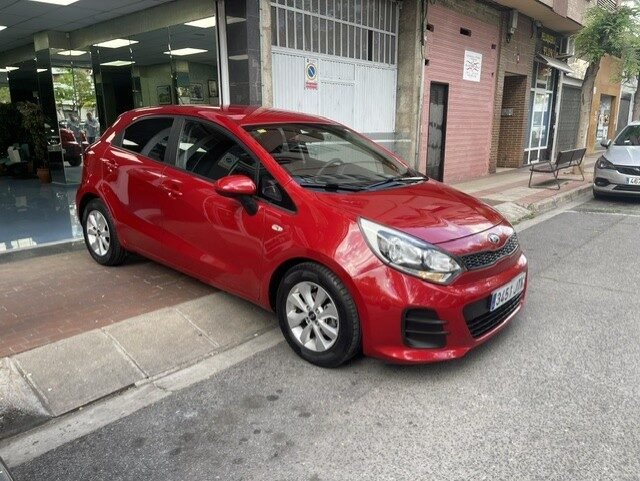 KIA RIO 1.3 DRIVE