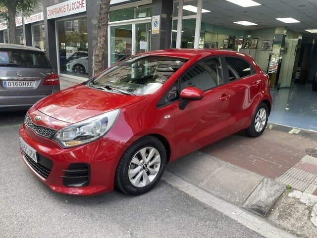 KIA RIO 1.3 DRIVE