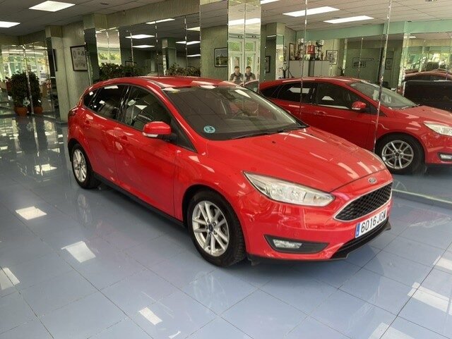 FORD FOCUS 1. 0 ECOSPORT TITANIUM