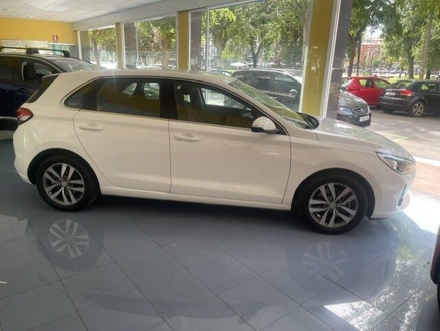 HYUNDAI 1.0GDI 120 CV TECNO