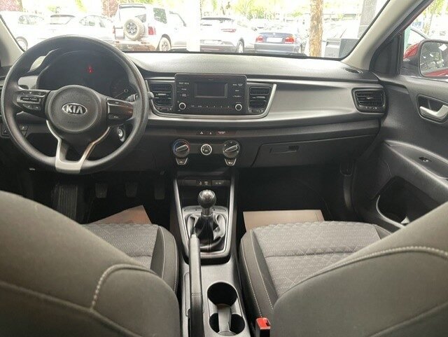 KIA RIO 1.2 concept