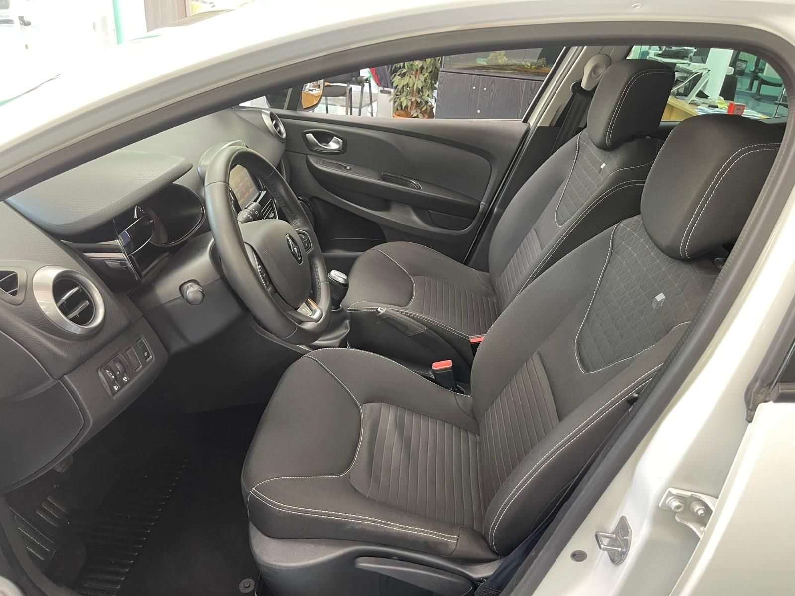 RENAULT CLIO LIMETED ENERGY