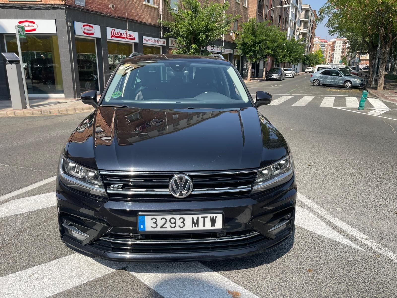 VOLKSWAGEN 2.0TDI DSG 4 MOTION R LINE