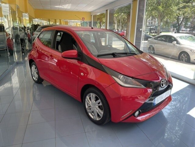 TOYOTA AYGO
