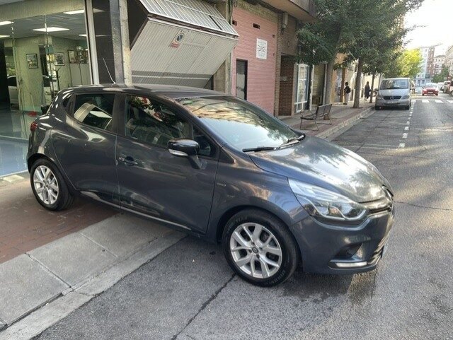 RENAULT CLIO LIMITED
